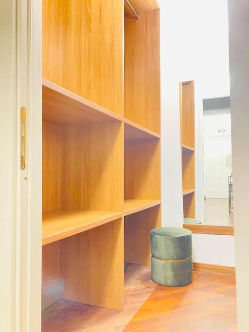 Re Gallo Luxury Apartment Plebiscito In Via Chiaia نابولي المظهر الخارجي الصورة