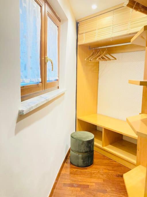Re Gallo Luxury Apartment Plebiscito In Via Chiaia نابولي المظهر الخارجي الصورة